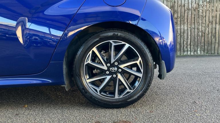 2021 Toyota Yaris 1.5 Hybrid Design 5dr CVT HATCHBACK PETROL/ELECTRIC Automatic