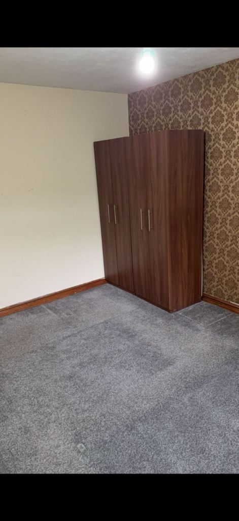 Two bed bungalow for rent 