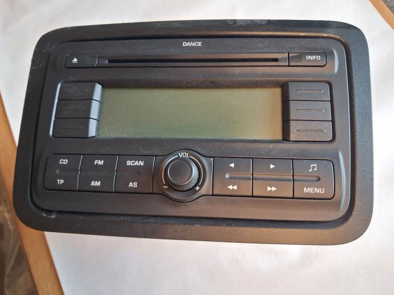 Skoda car radio & CD player - original in excellent used condition