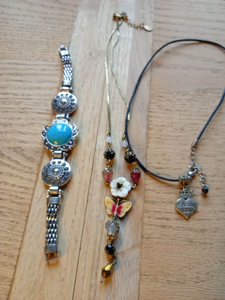 Selection of Women's Necklaces and Bracelet – Good Condition