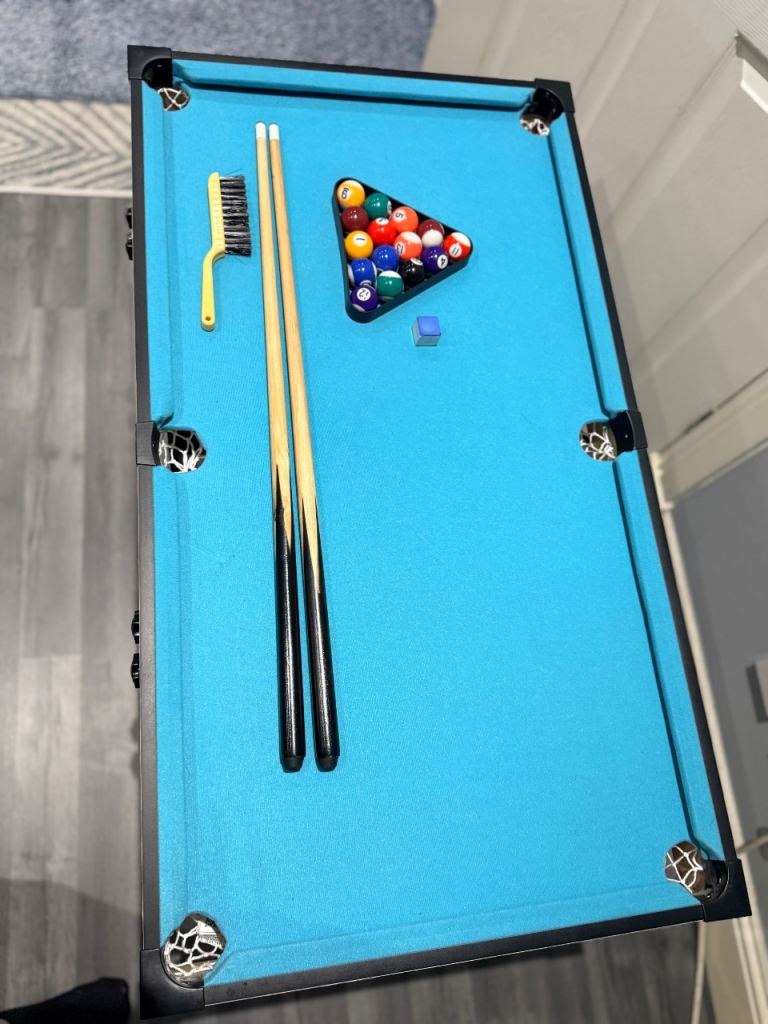 Pool table