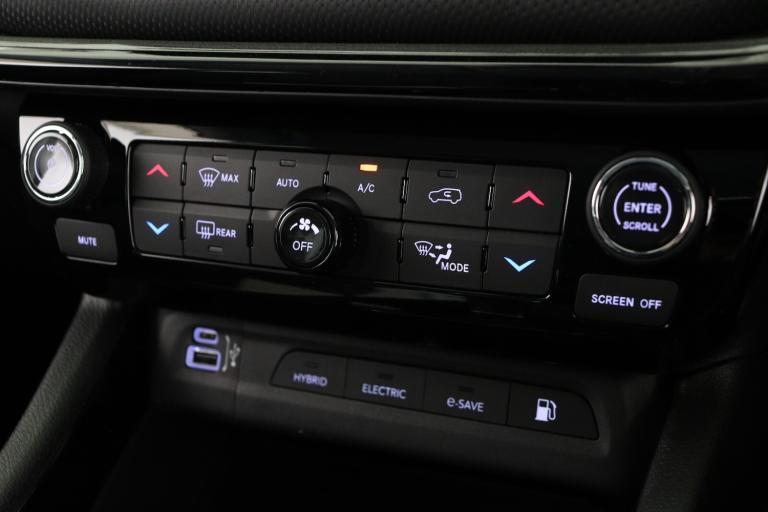 2024 Jeep Compass 1.3 T4 GSE 4xe PHEV Trailhawk 5dr Auto Station Wagon Petrol Parallel PHEV Autom...