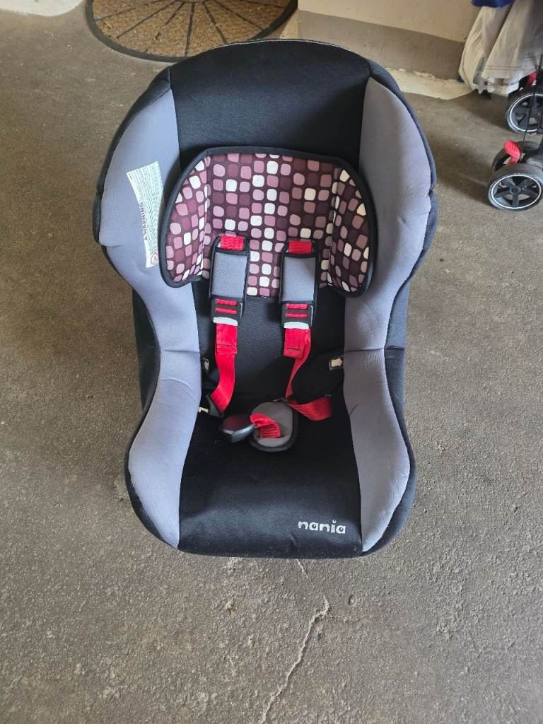 Nania Car Seat - Good Condition, Black/Grey/Red