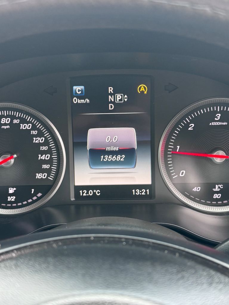 Mercedes-Benz, C CLASS, Saloon, 2015, Semi-Auto, 2143 (cc), 4 doors