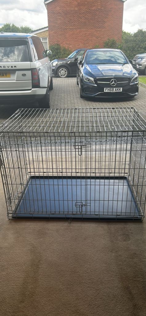 Dog cage 