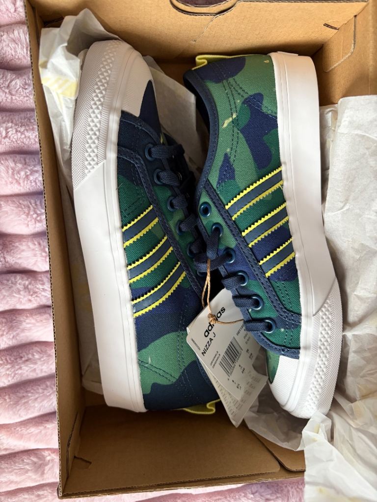 Genuine Adidas Nizza J Camo Trainers - UK Size 5