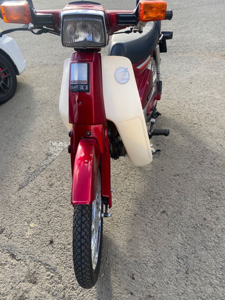 Honda c90 cub