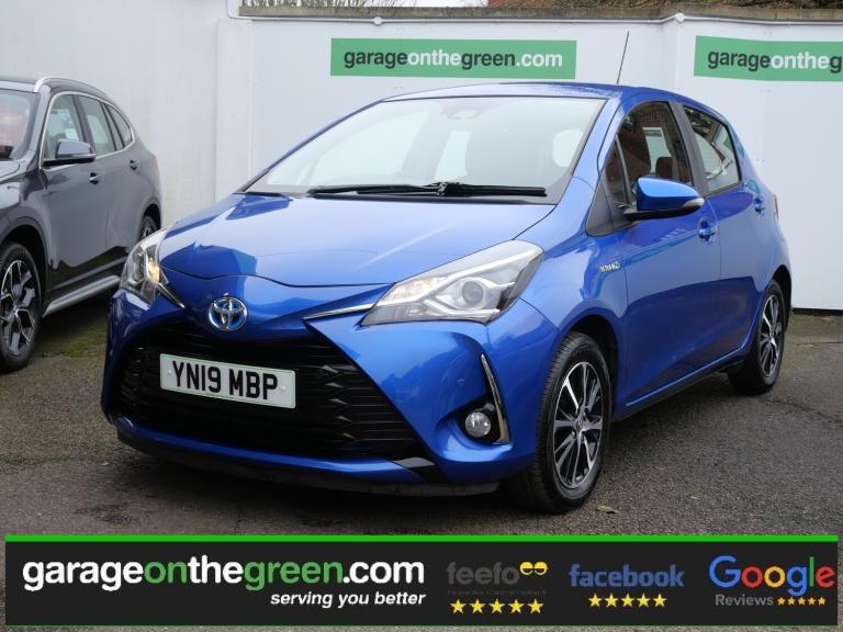 2019 Toyota Yaris 1.5 VVT-h Icon Tech Petrol Hybrid E-CVT Euro 6 (s/s) 5dr Only