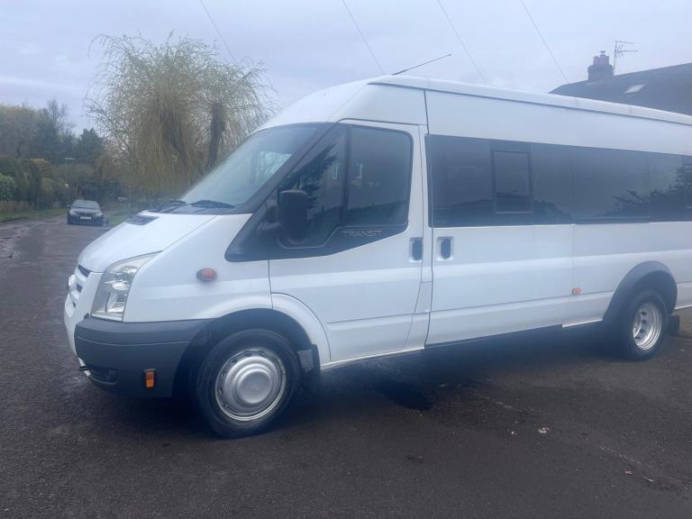 2009 Ford Transit 100 T430 17S RWD Minibus