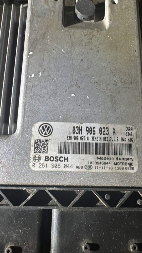 Bosch ECU 03H906023A MED17.1.6 0261S06044 VW Audi Engine Control Unit