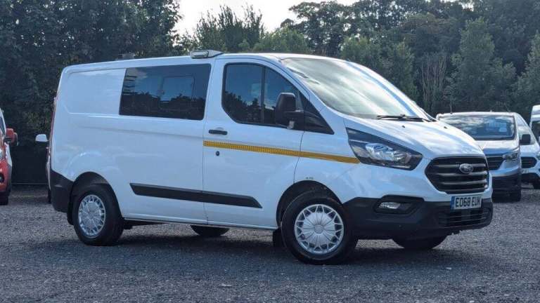 2018 Ford Transit Custom Crew Van Double Cab L1 H1 Tdci 320 With Air Conditioning Combi Van Diese...