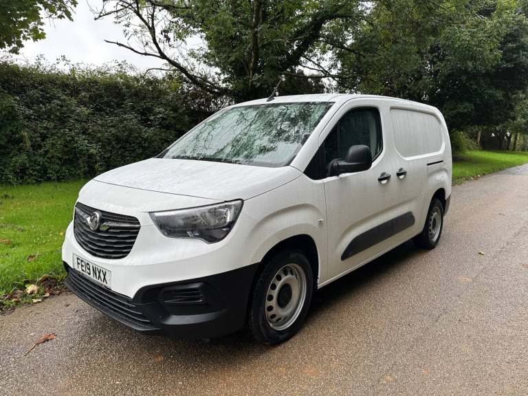 2019 VAUXHALL COMBO CARGO 2300 L2 1.5 TURBO D 100BHP LWB VAN - ONLY 45000 MILES!