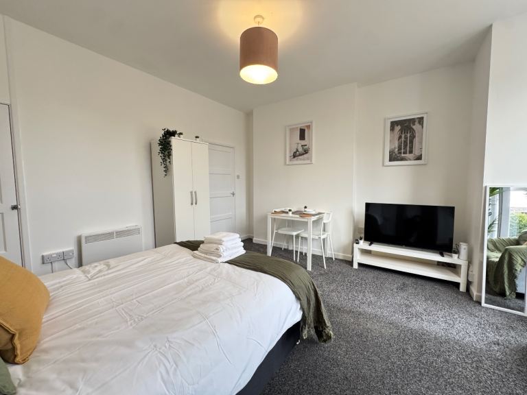 ONE/Studio Flat In Kidderminster ALL BILLS INCLUDED