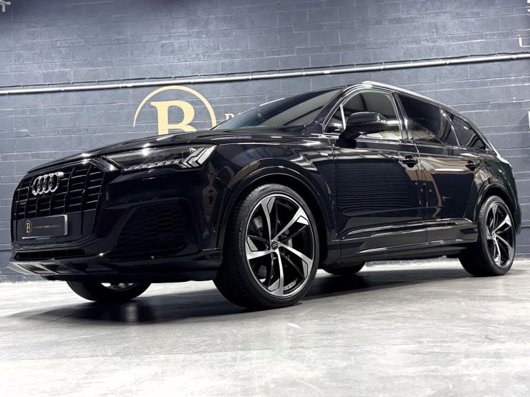 AUDI Q7 3.0 TFSI V6 55 Black Edition 2021