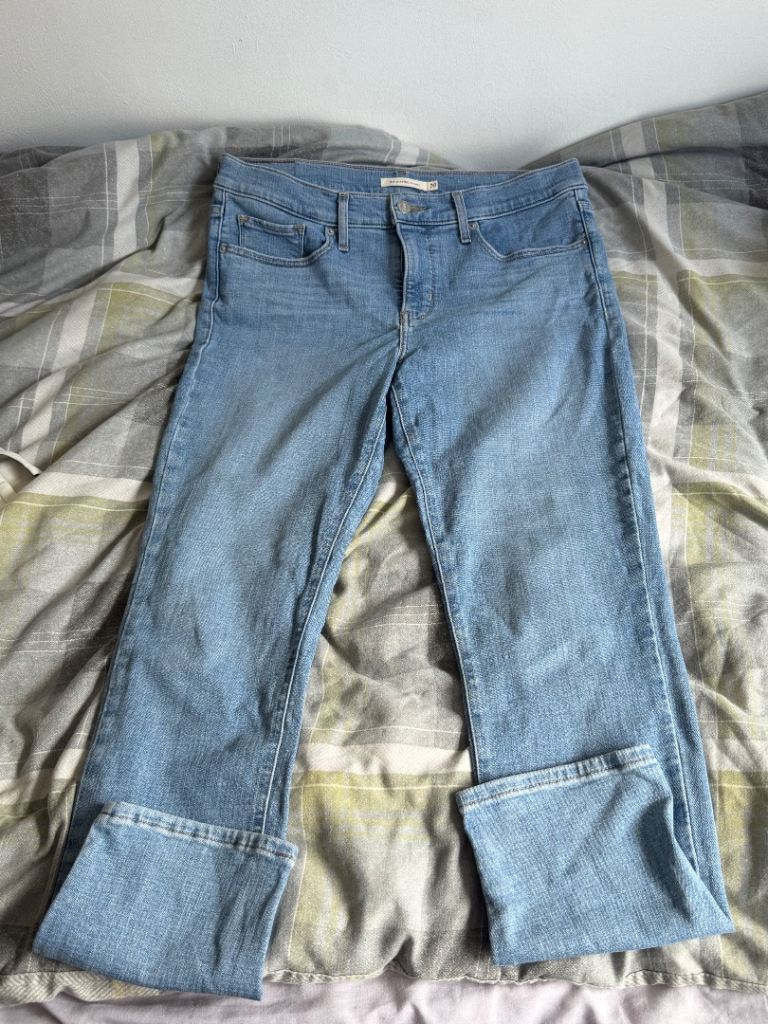 Levi’s Jeans & Denim Shorts Bundle – Size 38