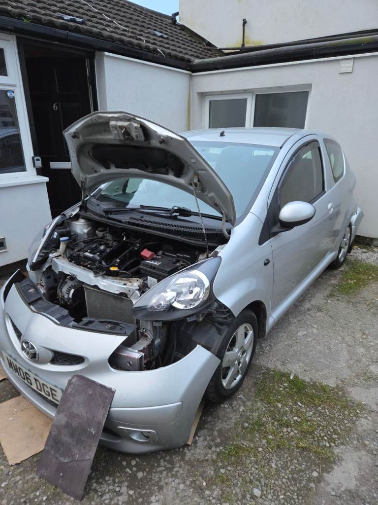 Toyota aygo 2006 breaking 