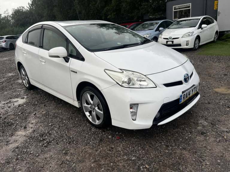 2014 Toyota Prius Toyota Prius Hybrid Petrol White  2014  5 Seater  1.8L Hybrid