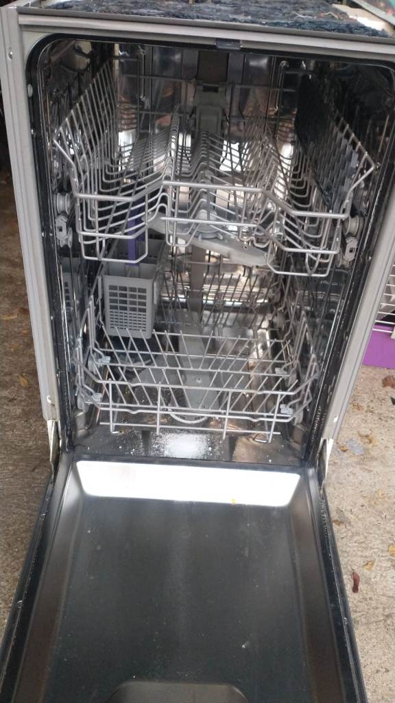 Broken Beko 15012 dishwasher for spares or repair