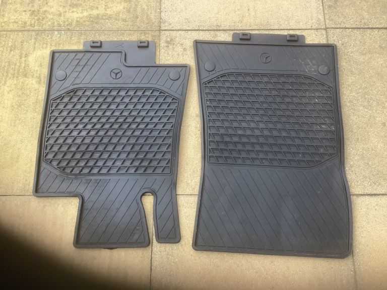 Genuine Mercedes SLK/SLC rubber mats as new