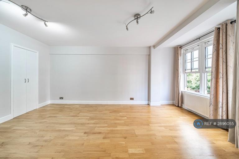 1 bedroom flat in Park West, London, W2 (1 bed) (#2896055)