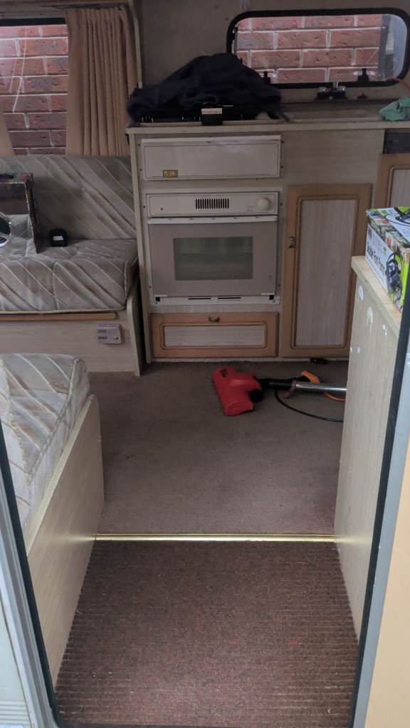 Caravan (Ace Pioneer)