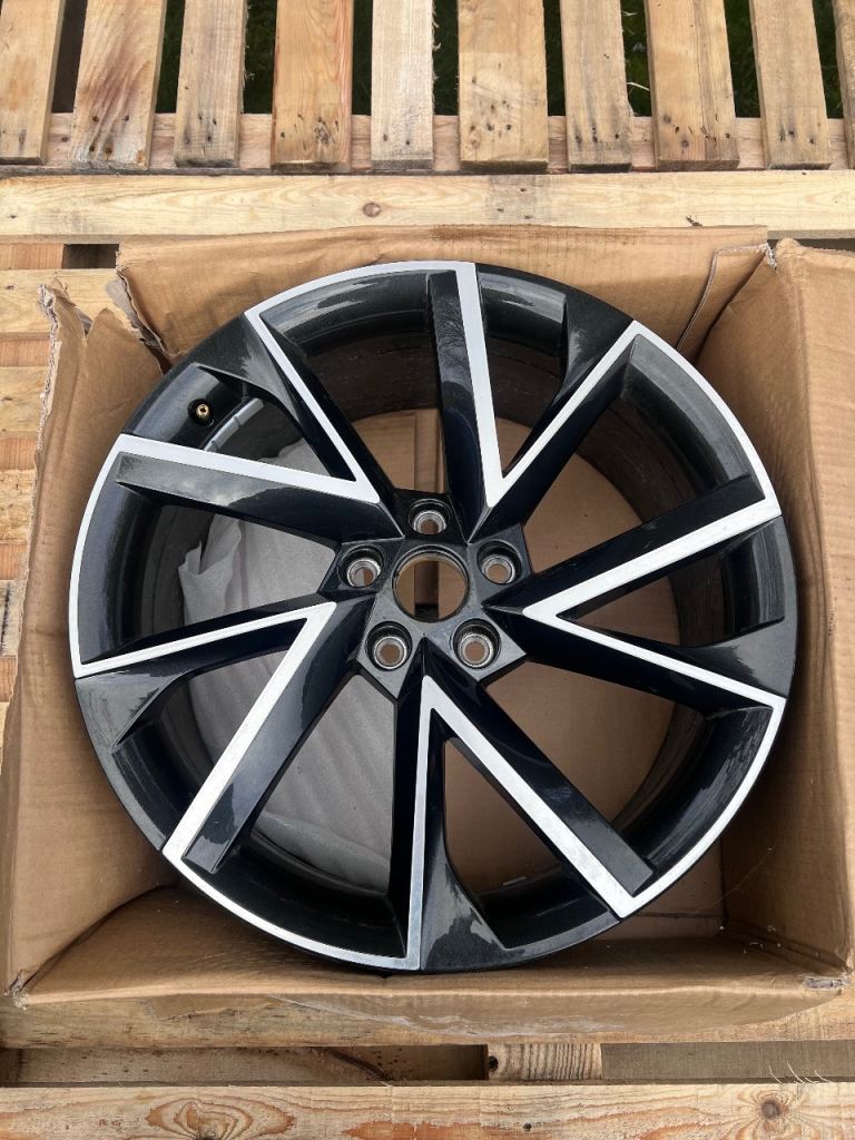 Skoda 57A601025R 5-V-spoke Vega 19” Alloy Wheels For Skoda Karoq Kodiaq VW AUDI SEAT SKODA X1