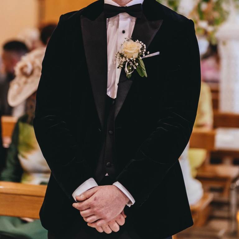 Boss H-Hutson-Tux Black Velvet Slim Fit suit jacket. 40 long. Worn for 3 hours.