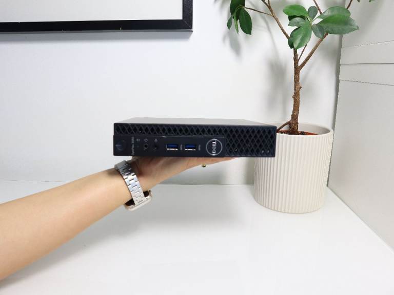 Dell Tiny Desktop PC/ i5 processor/ SSD/ Win11/ Multiple choices