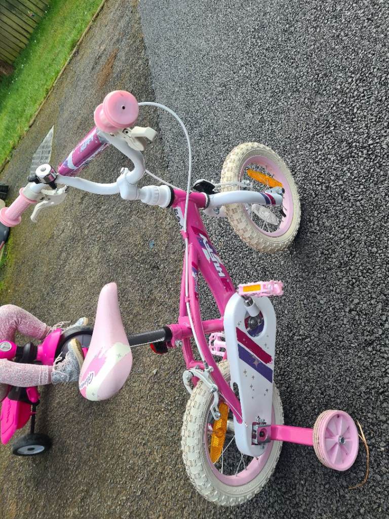 Girls bike