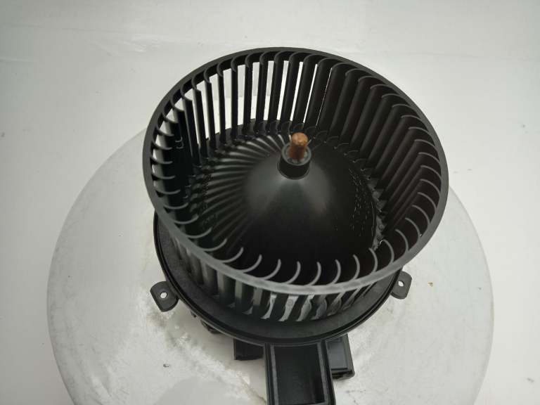 Audi Q5 A/C Heater Blower Motor Fan 2017-2025