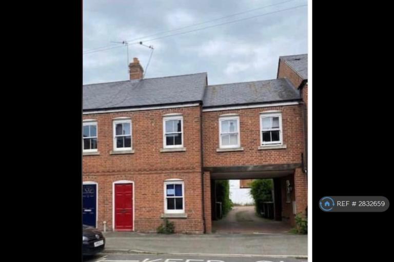 3 bedroom house in Park Street, Thame, OX9 (3 bed) (#2832659)
