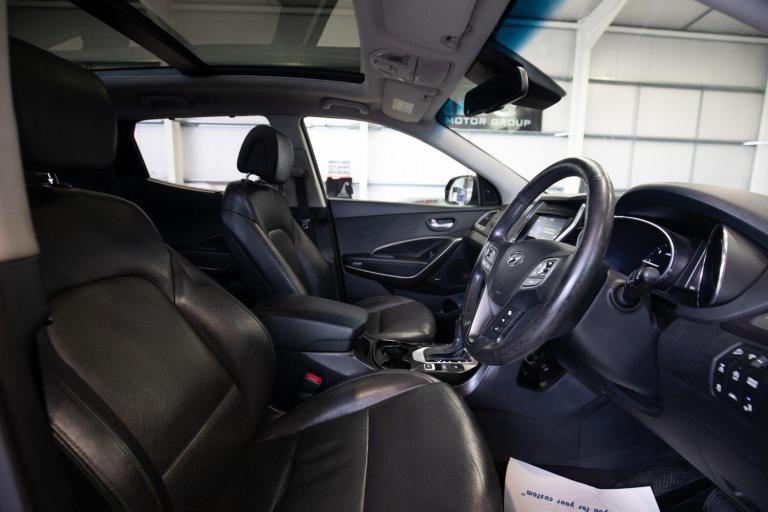 2016 Hyundai Santa Fe 2.2 CRDi Blue Drive Wiggins Edition SUV 5dr Diesel Auto 4WD Euro 6 (s/s) (7...