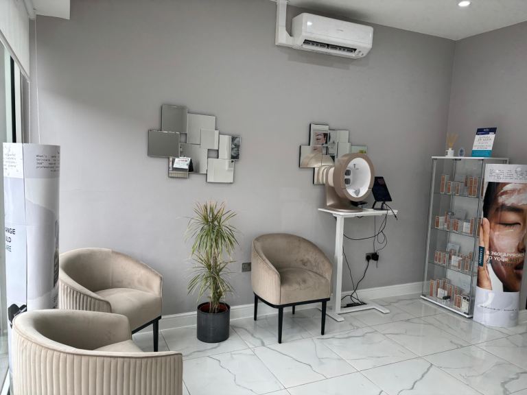 Nail Space Available to Rent in Established Clinic