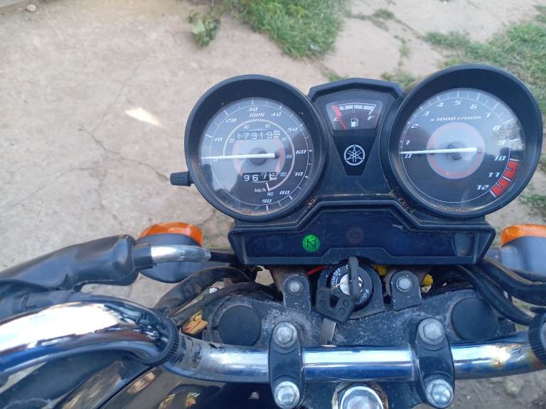 Yamaha ybr 125 