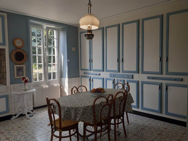 HOUSE FOR SALE IN FRANCE. ' Sold Furnished '