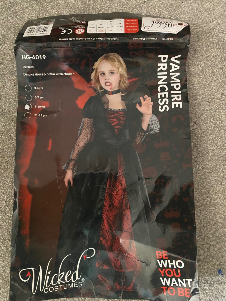 VAMPIRE PRINCESS costume 8-10years