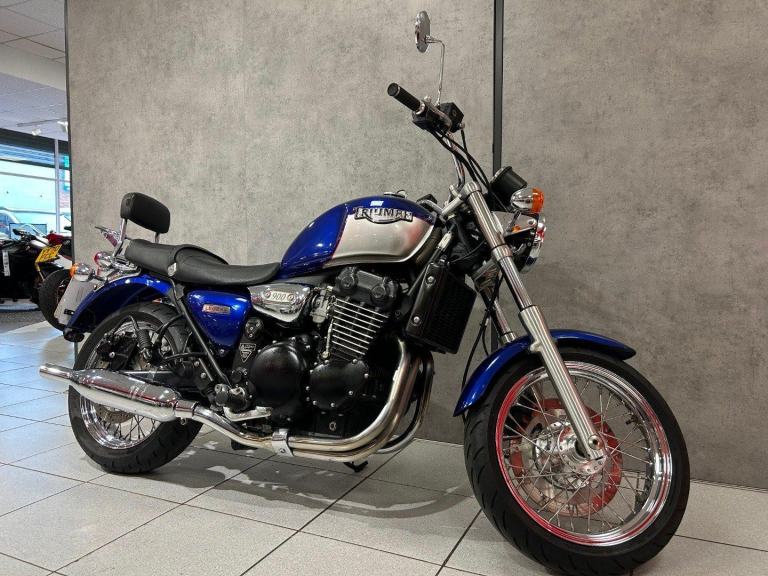 Y/2001 Triumph Legend TT 900 - 14916 miles - GREAT CONDITION!!