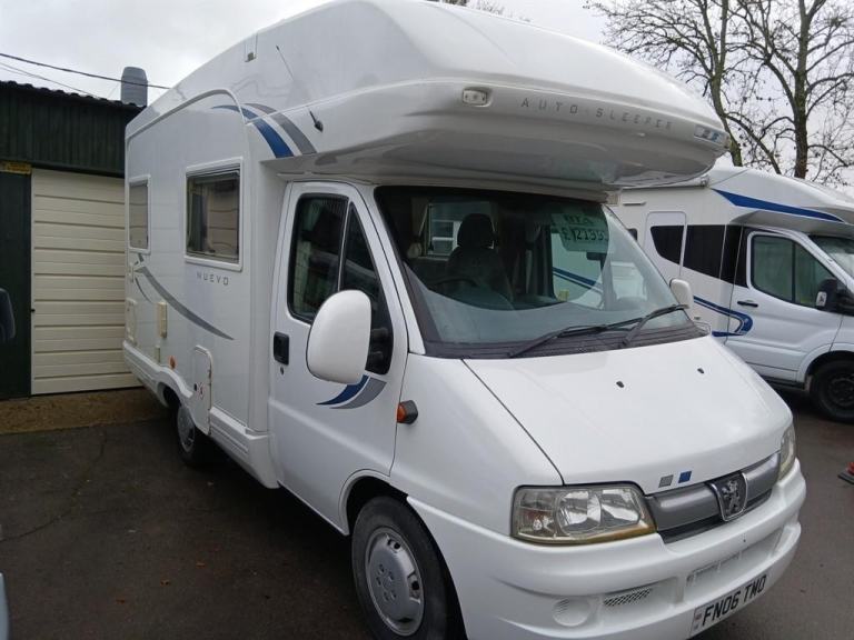 Auto-Sleepers Nuevo ES Compact Motorhome