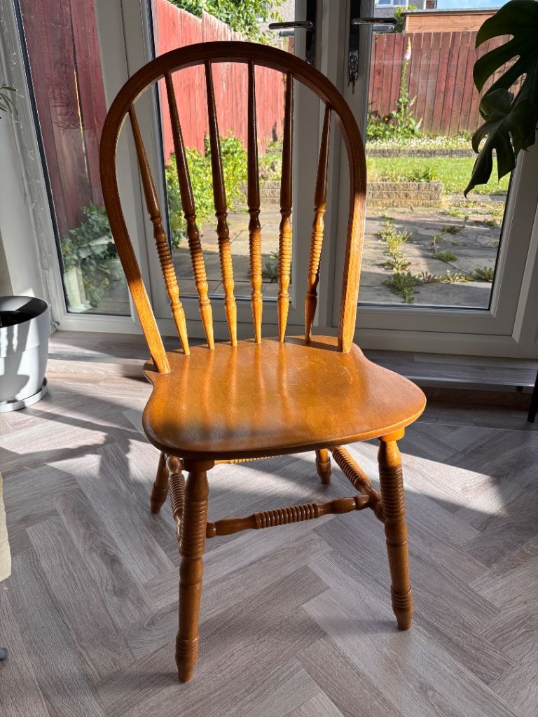 🍽️ Solid Oak Extending Dining Table & 6 Chairs