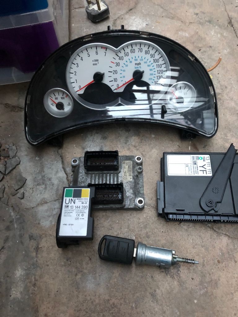 Clocks key barrel lmobliser 