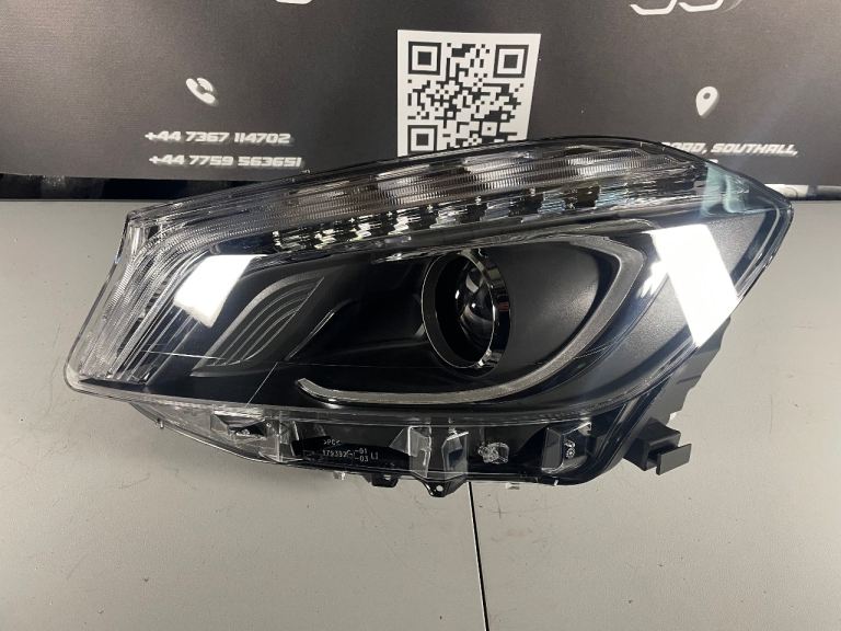 MERCEDES A CLASS W176 BI XENON PASSENGER SIDE HEADLIGHT 2012-2018