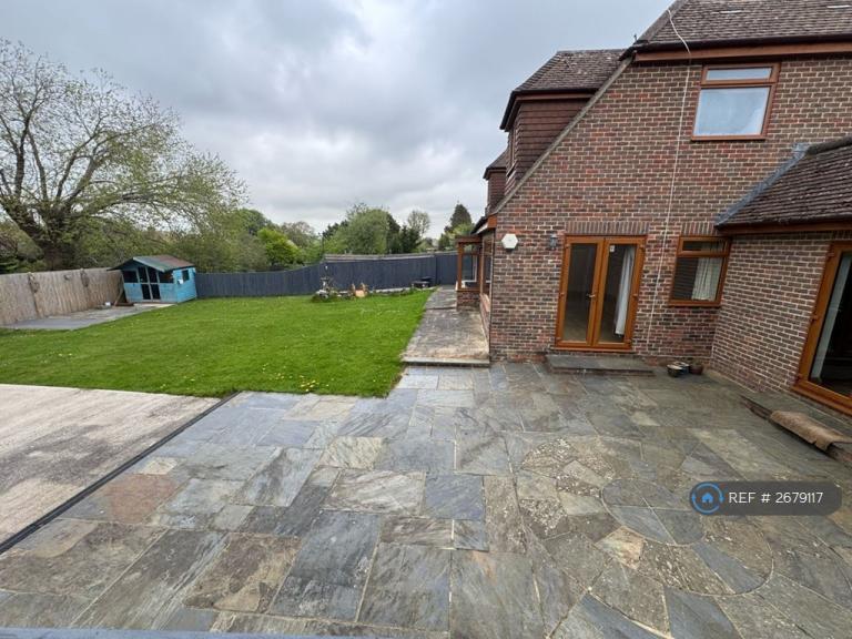 4 bedroom house in Rattle Road, Westham, Pevensey, BN24 (4 bed) (#2679117)