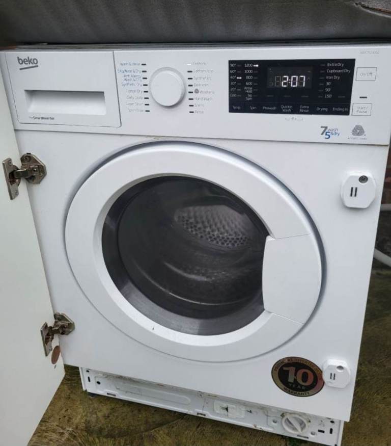 Integrated washer dryer 