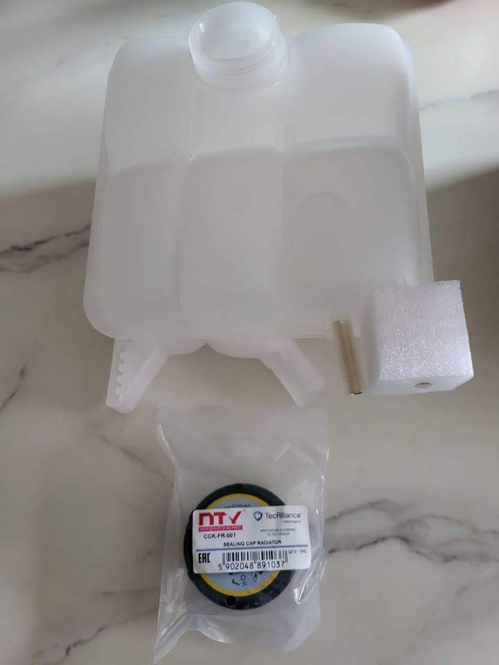 New Coolant Expansion Tank with Cap