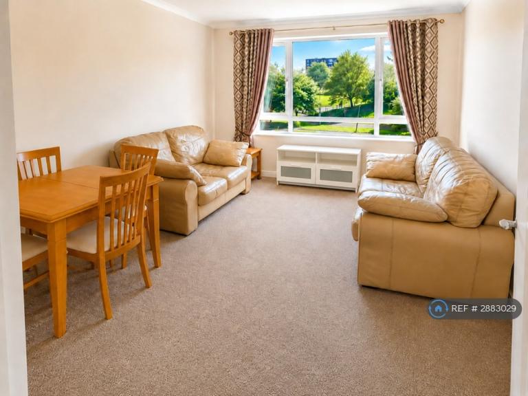 1 bedroom flat in Kennedy Path, Glasgow, G4 (1 bed) (#2883029)