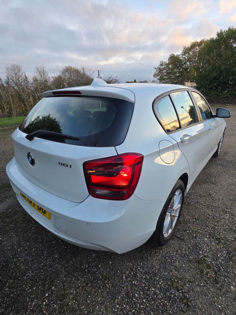 BMW, 1 SERIES, Hatchback, 2013, Manual, 1598 (cc), 5 doors