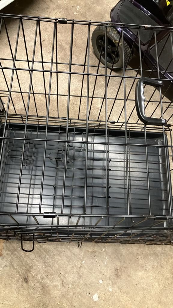 Dog crate