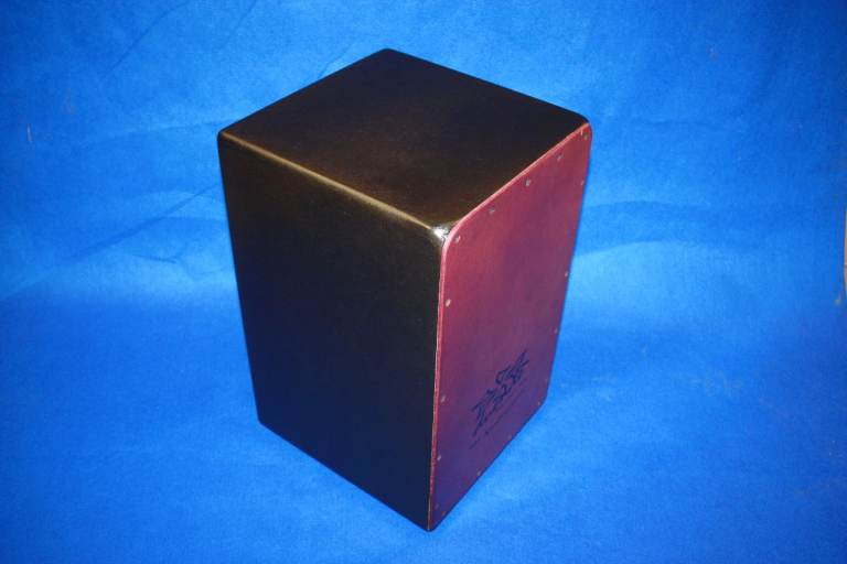 Duende Cajon 11.1/2in x 12in x 19in ~ Made in Spain ~ Condition is Like New ~ £115 ono
