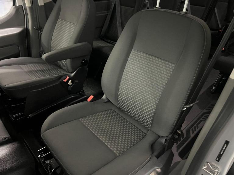 2024 Ford Transit 2.0 EcoBlue 170ps H3 18 Seater Trend Auto MINIBUS DIESEL Automatic