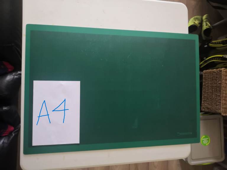 Large Green A1 Cutting Mat - Good Condition - Size:  90x60cm - A1